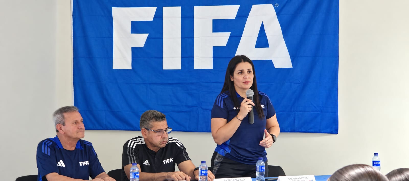 #FIFA #arbitras #Bucaramanga #LSF #FCF